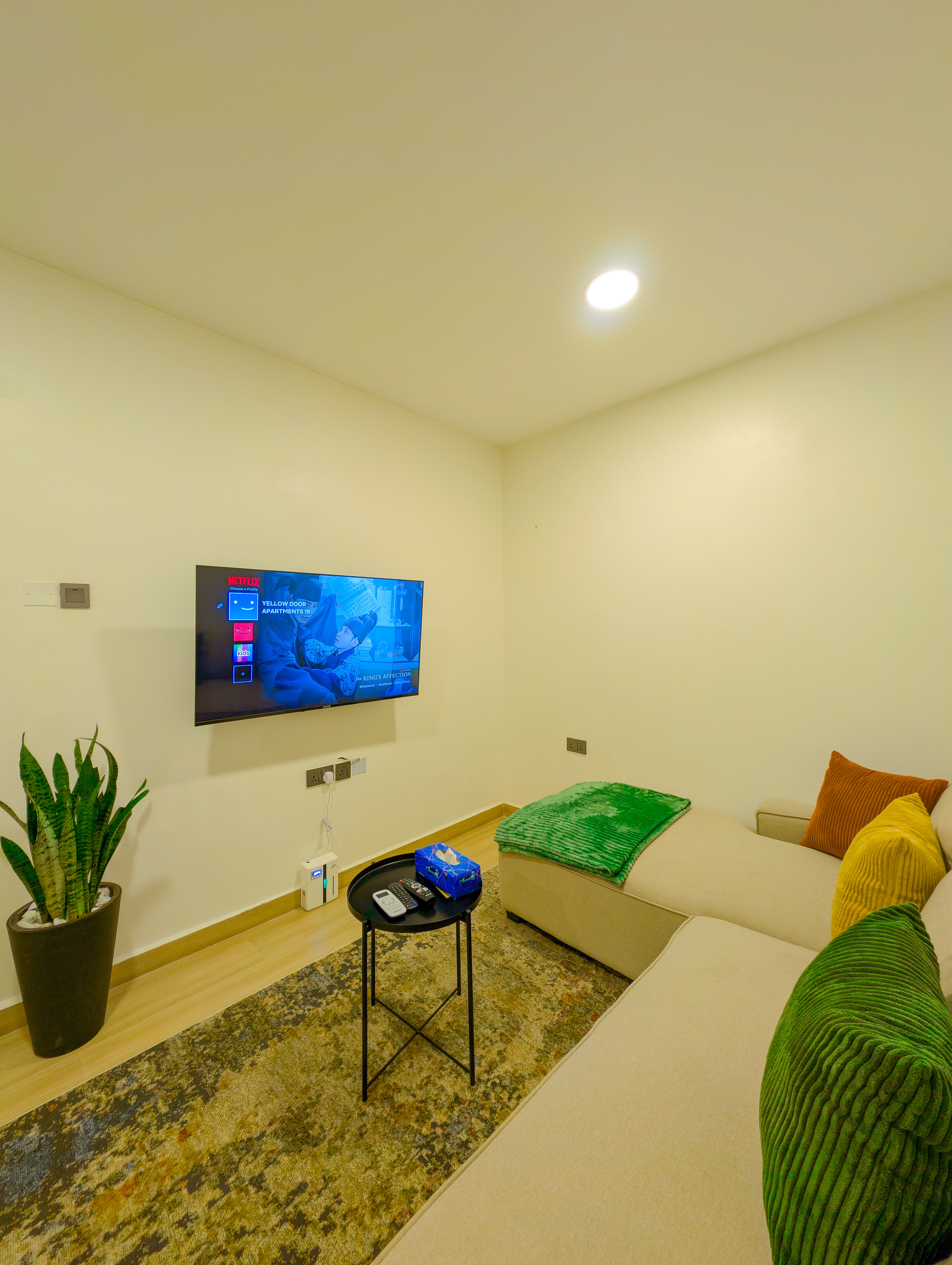 One Bedroom Room 5