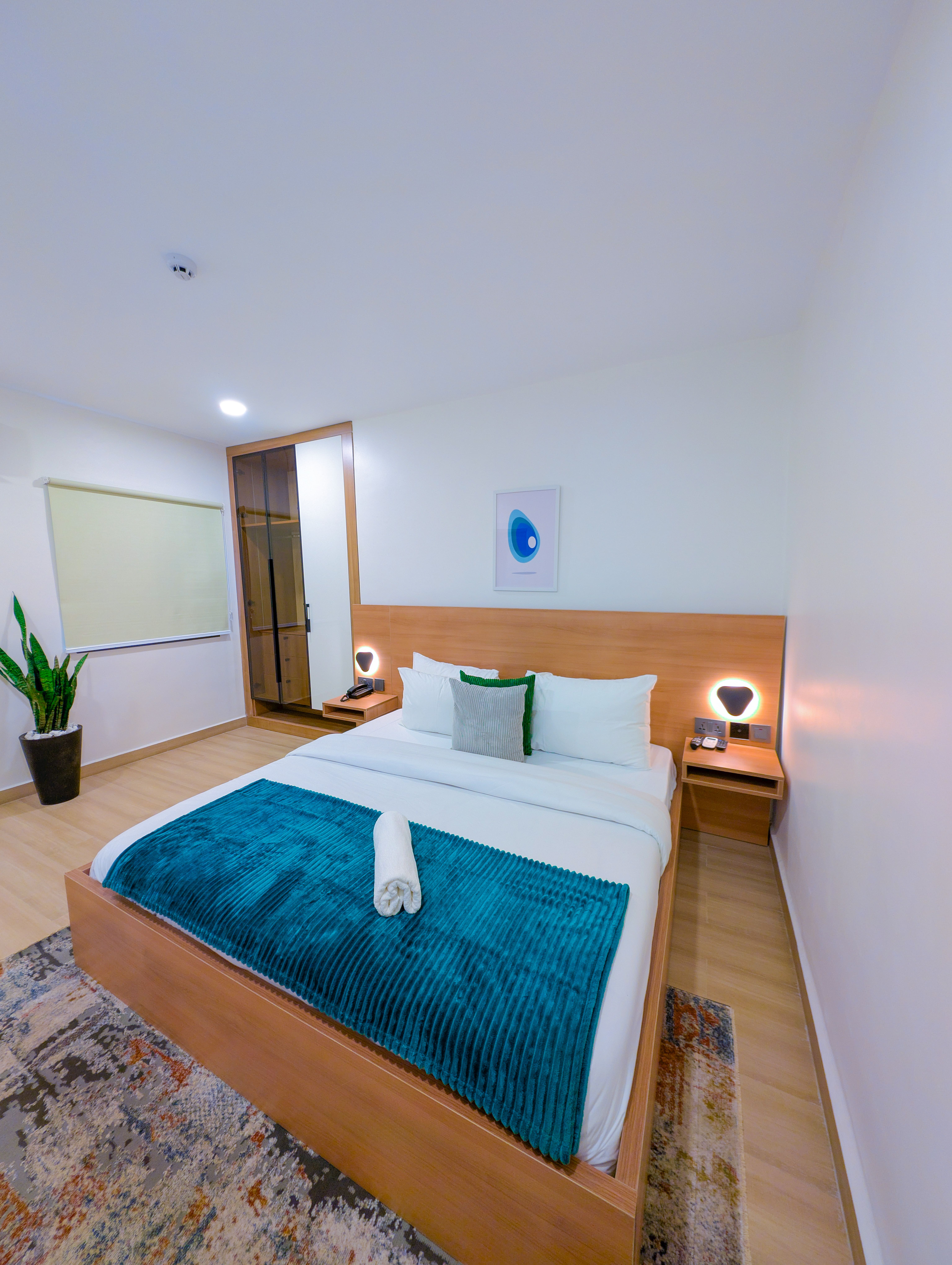 One Bedroom Room 5 2