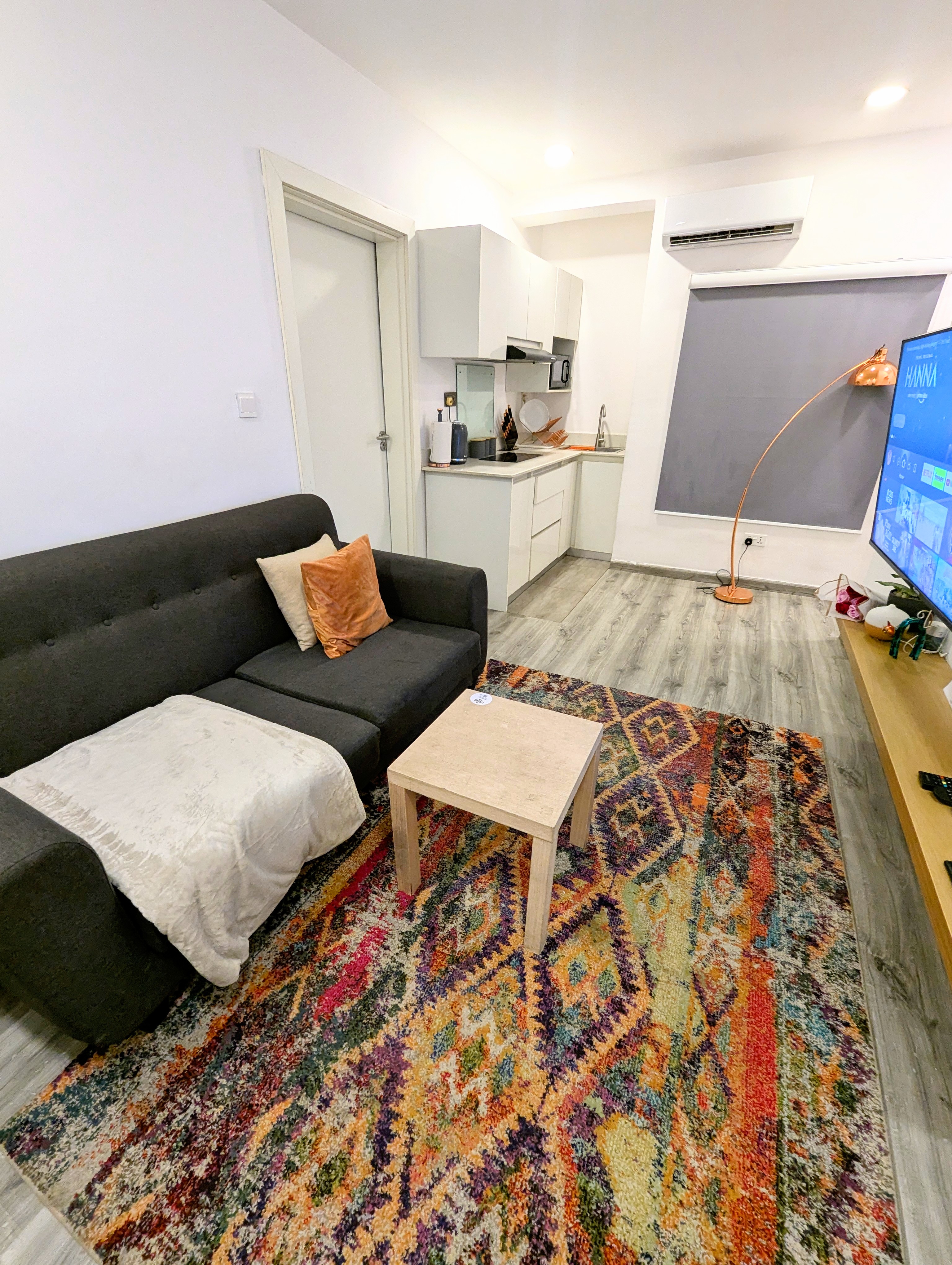 One Bedroom Room 1 2